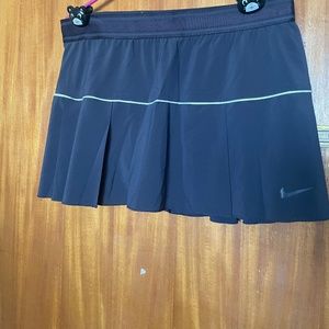 Nike tennis skort